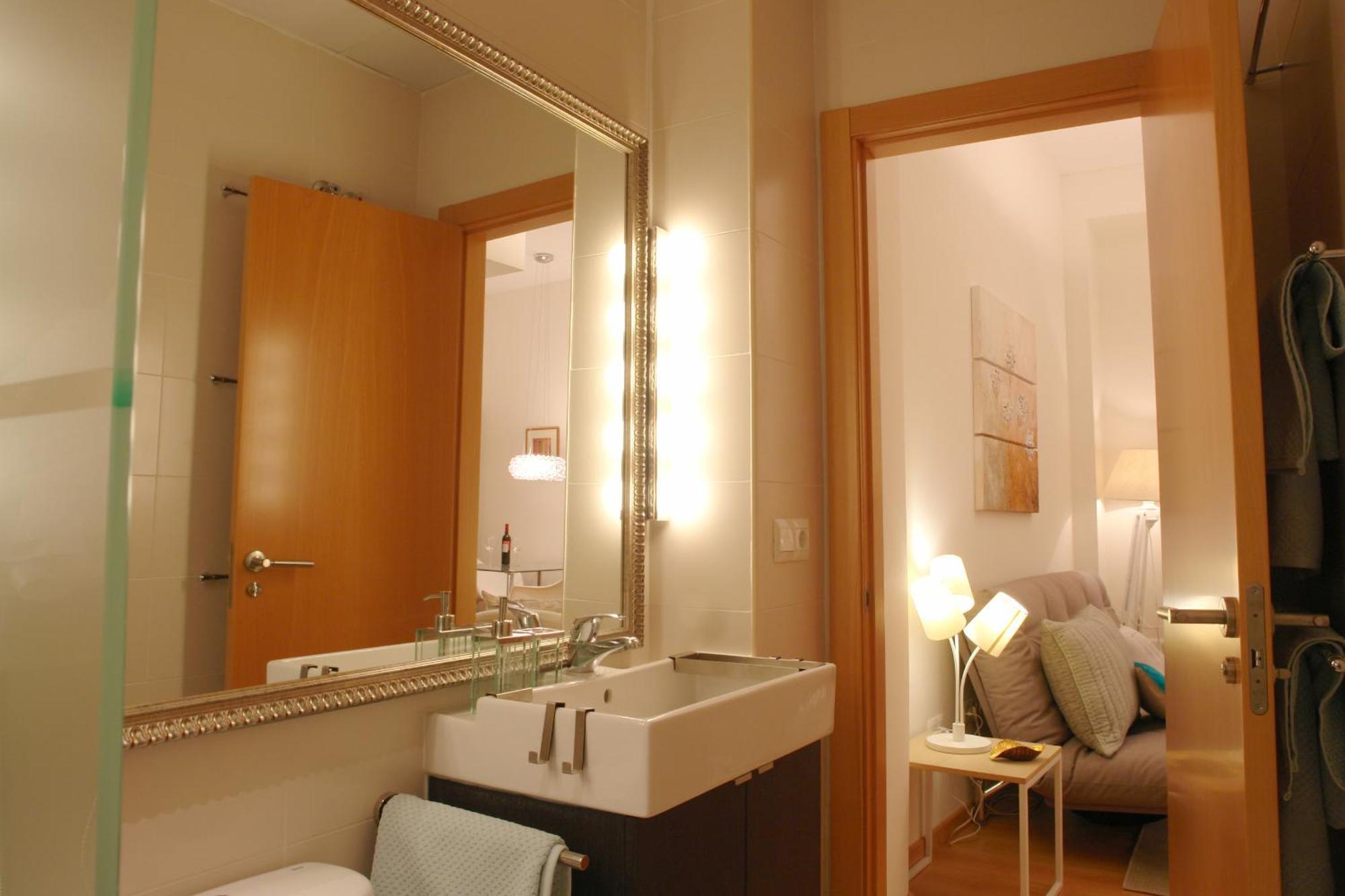 Moderno y Centrico Apartamento 1 dormitorio Málaga Exterior foto